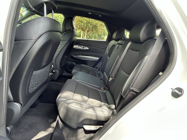 2023 Genesis GV70 2.5T photo 19