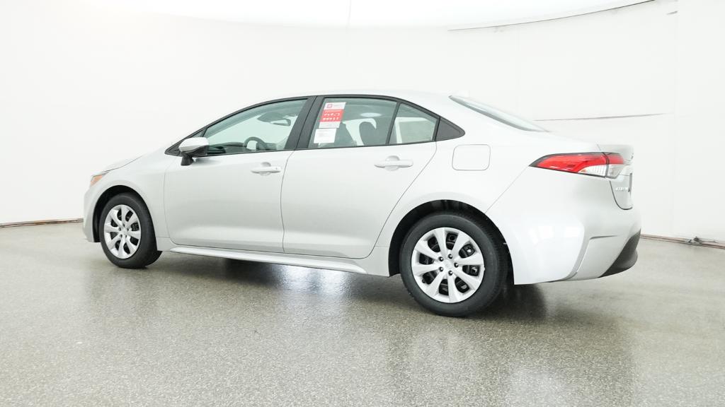 2025 Toyota Corolla LE photo 11