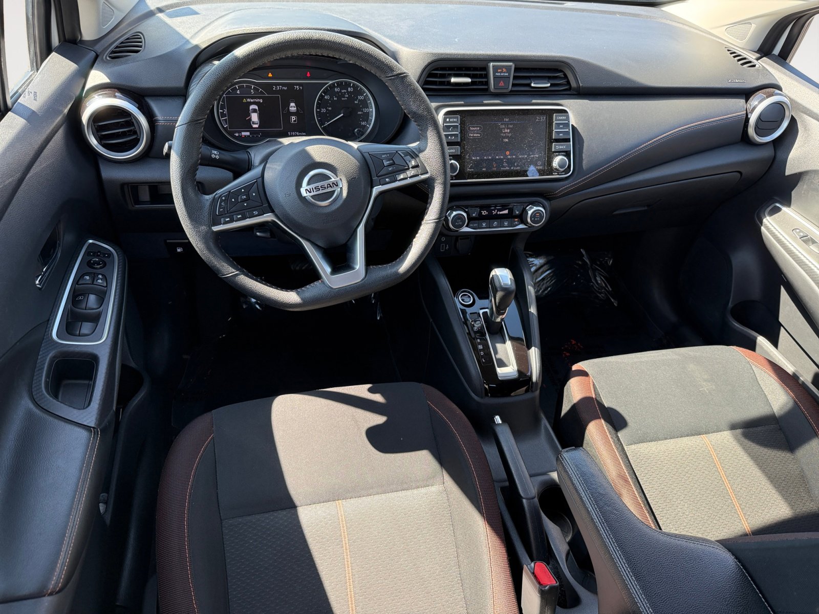 2021 Nissan Versa 1.6 SR photo 15