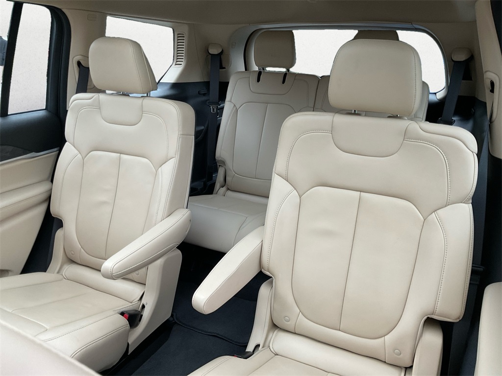 2021 Jeep Grand Cherokee Limited photo 9