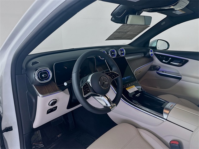 2026 Mercedes Benz GLC 300 photo 8