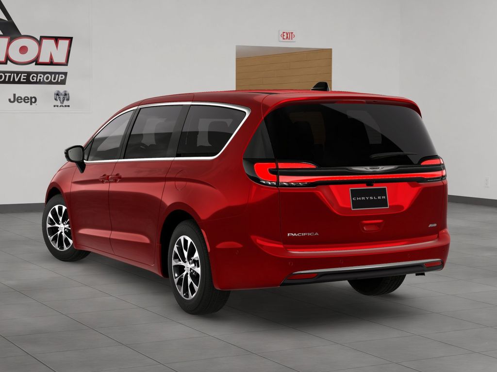 2026 Chrysler Pacifica photo 2