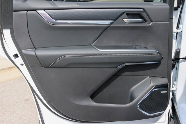 2026 Gmc Acadia Elevation photo 2