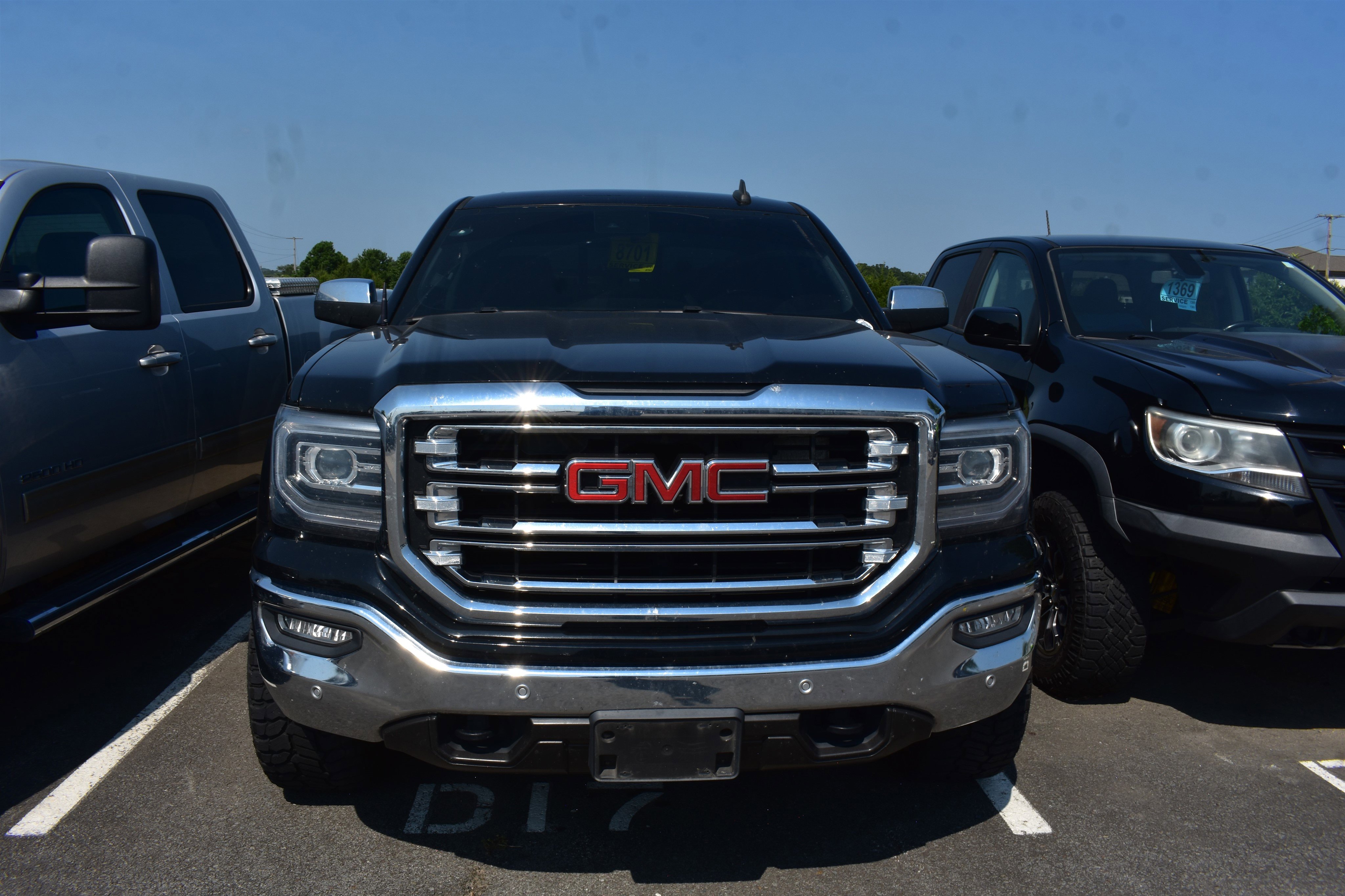 Used 2018 GMC Sierra 1500 SLT with VIN 3GTU2NEC9JG645030 for sale in Little Rock