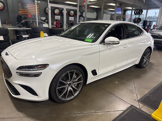 2025 GENESIS G70 Standard's photo
