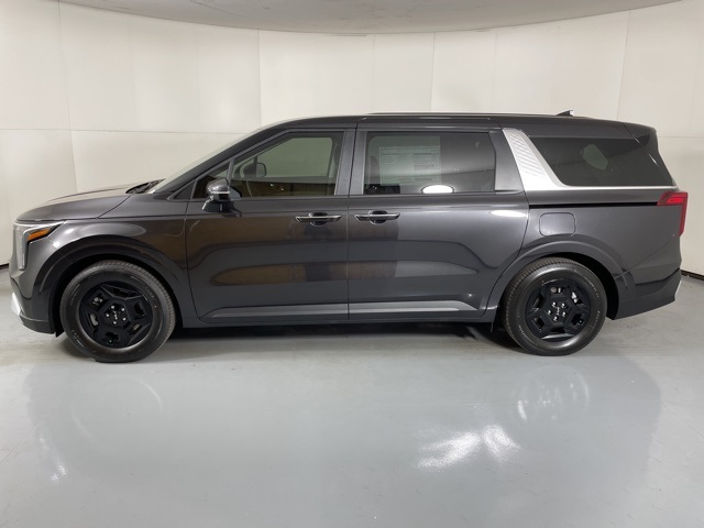 2026 Kia Carnival LXS photo 4