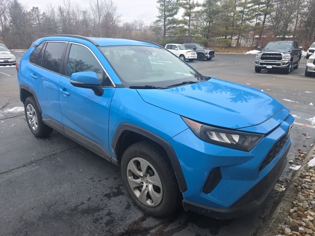 Used 2019 Toyota RAV4 LE with VIN 2T3G1RFV7KC003688 for sale in Delaware, OH