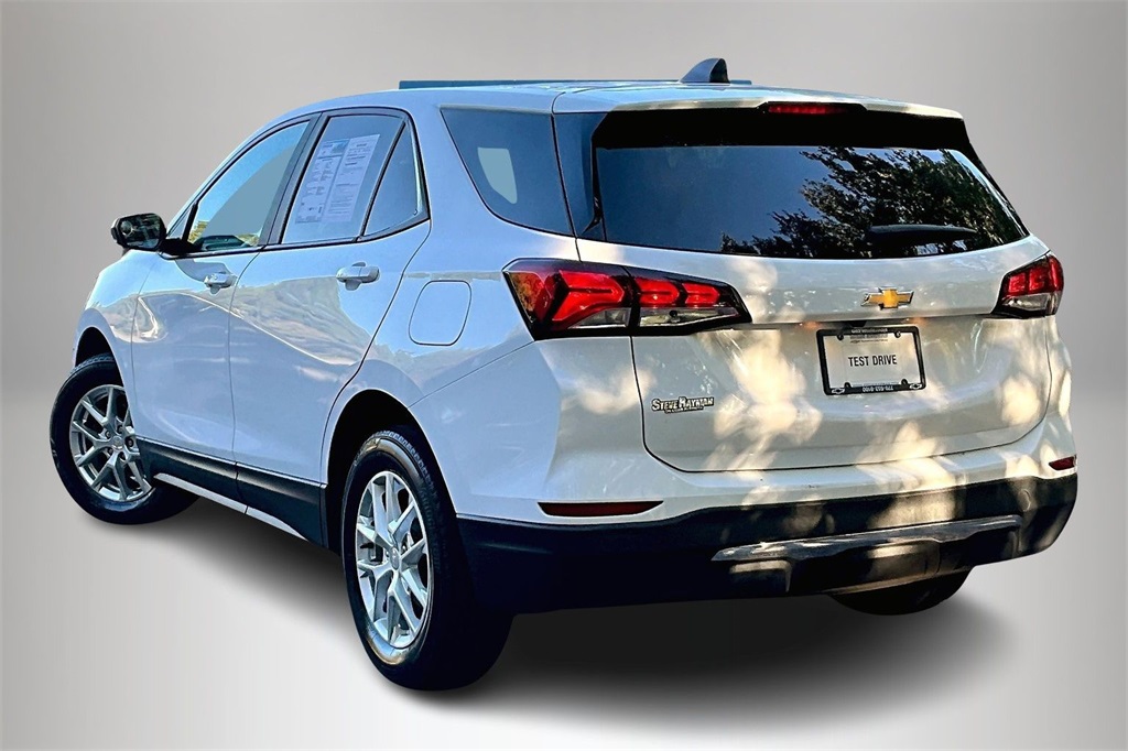 2022 Chevrolet Equinox LT photo 4