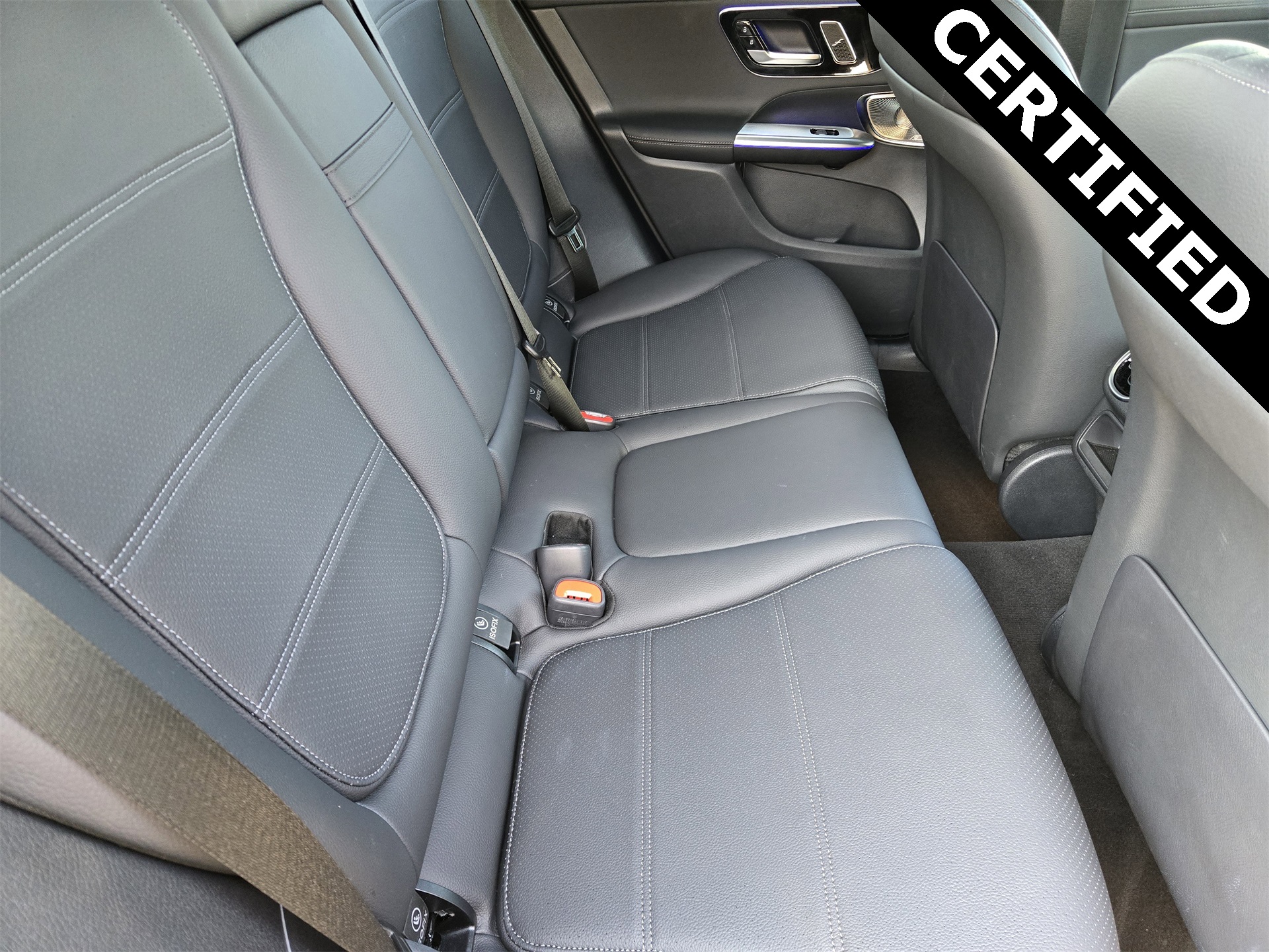 2025 Mercedes Benz GLC 300 photo 21