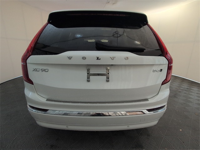2024 Volvo XC90 Plus photo 13