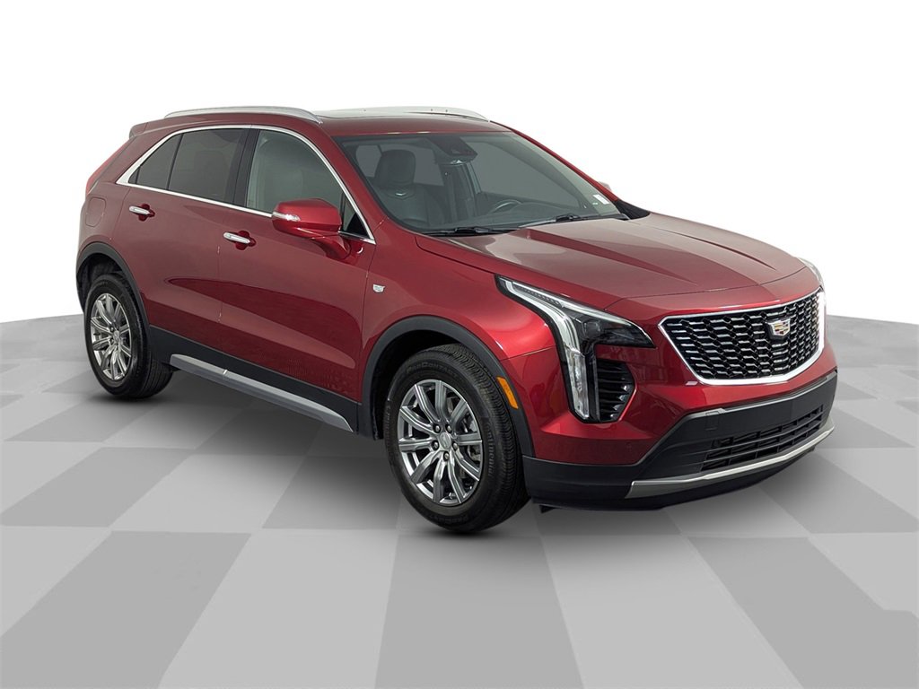 2023 Cadillac XT4 Premium Luxury photo 2