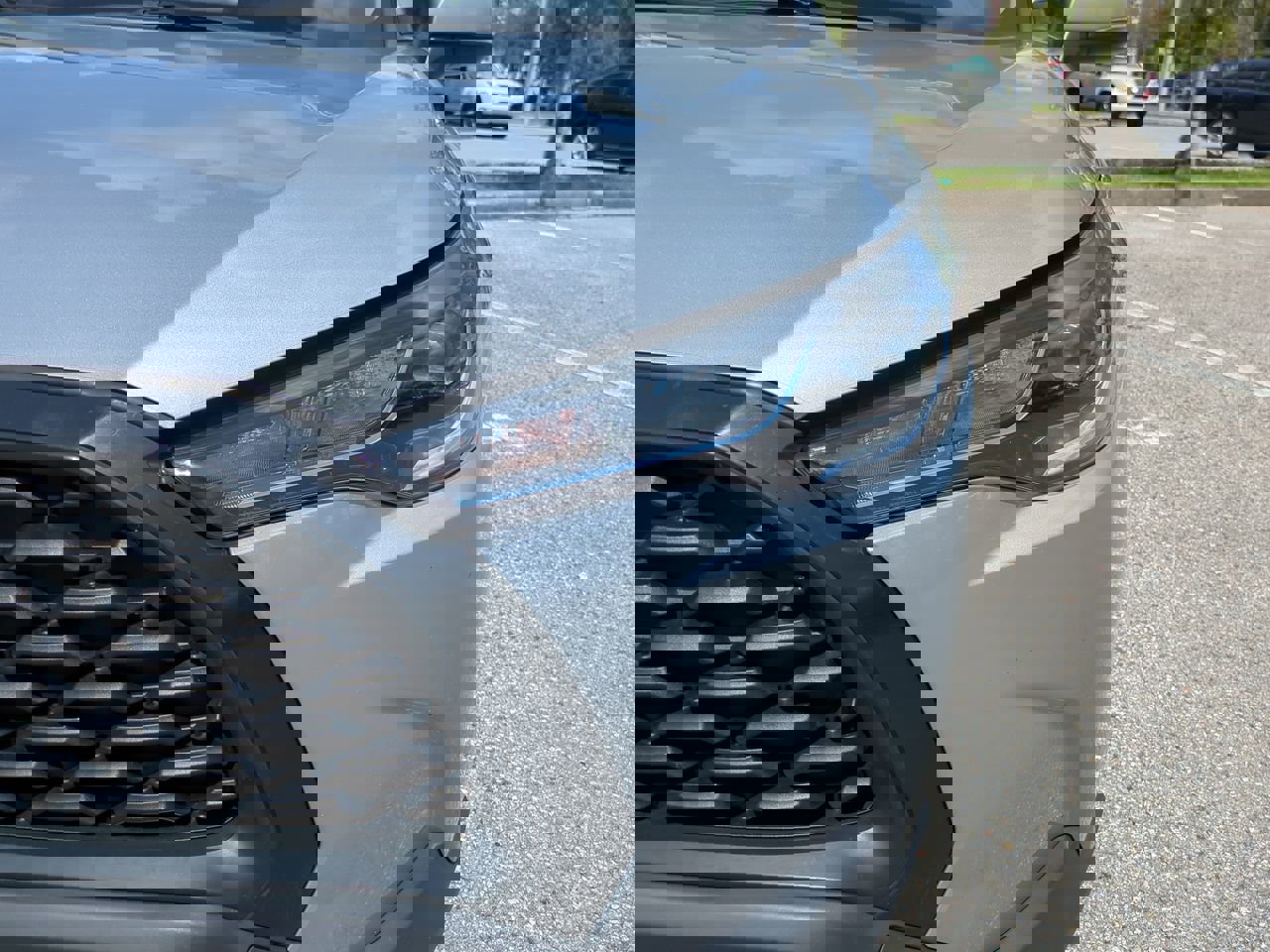 2022 Toyota Corolla Cross LE photo 5
