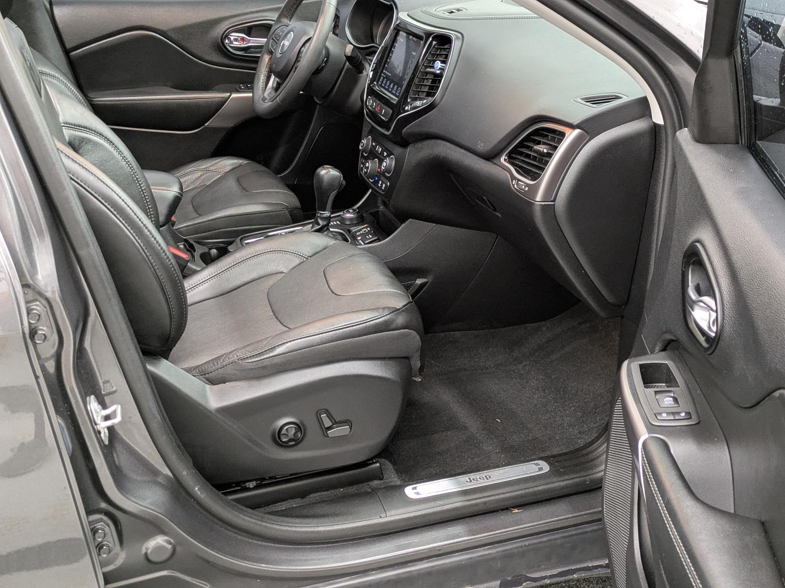 2021 Jeep Cherokee Limited photo 20