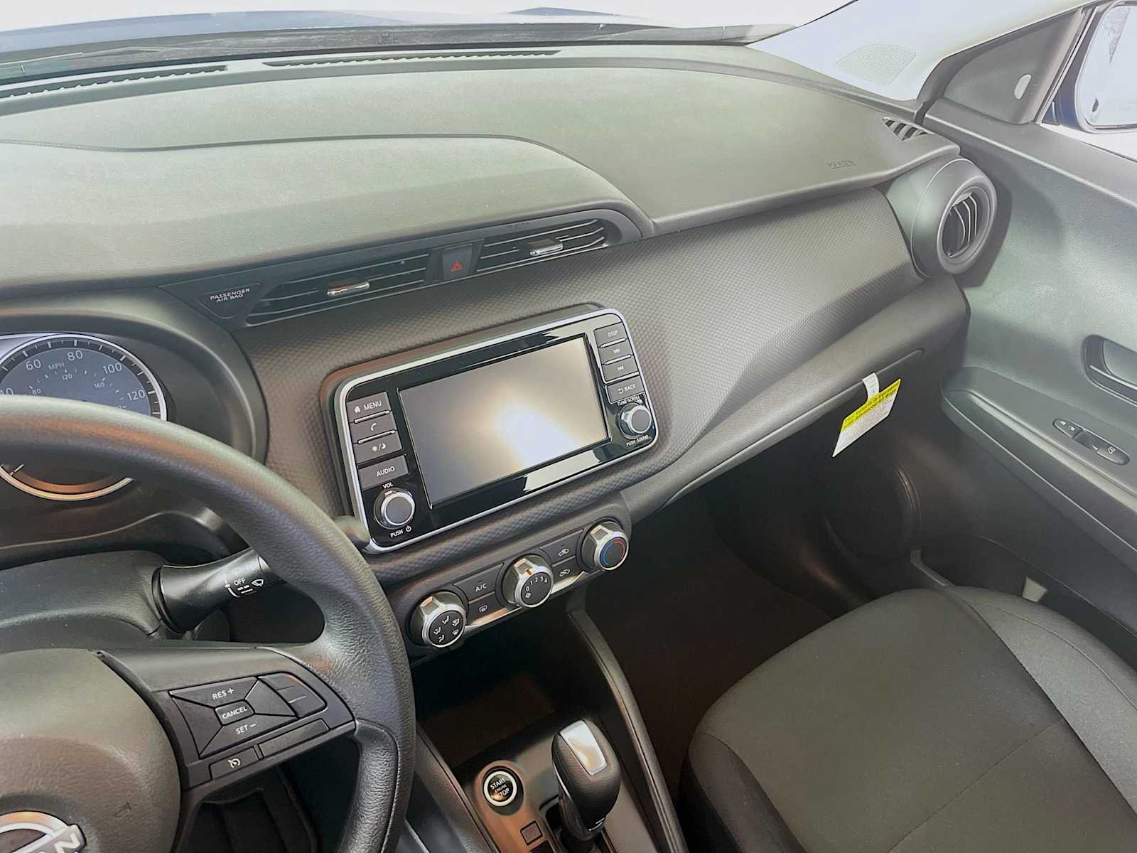 2024 Nissan Kicks S photo 17