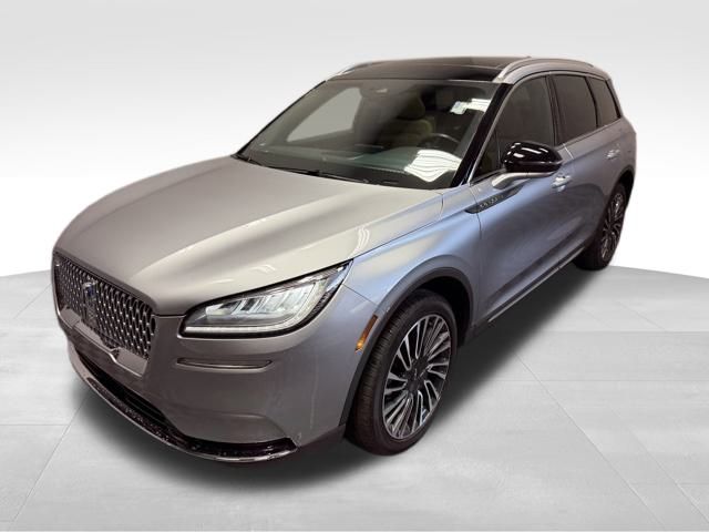 2022 Lincoln Corsair Reserve's photo