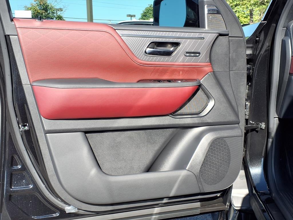 2026 Infiniti QX80 photo 4