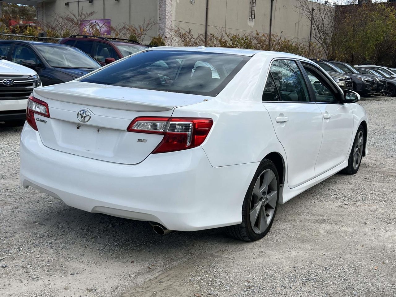 2012 Toyota Camry LE photo 4