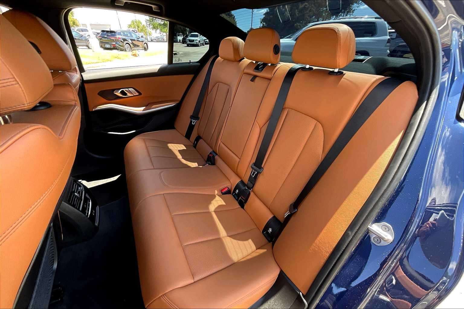 2023 Bmw 330i photo 18