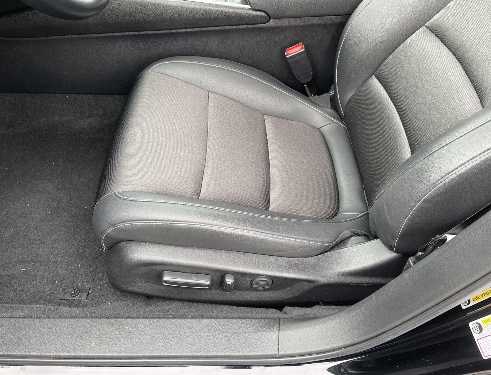 2022 Honda Accord Sport photo 2