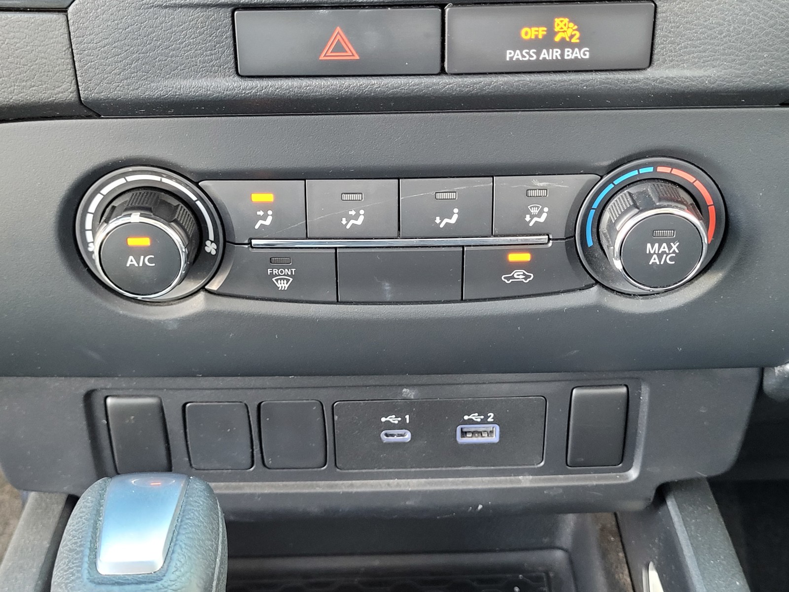 2022 Nissan Frontier SV photo 13