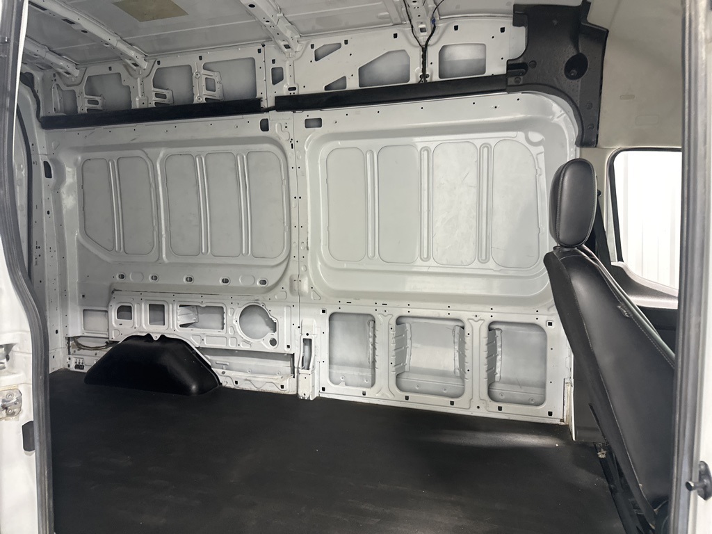 2022 Ford Transit photo 14