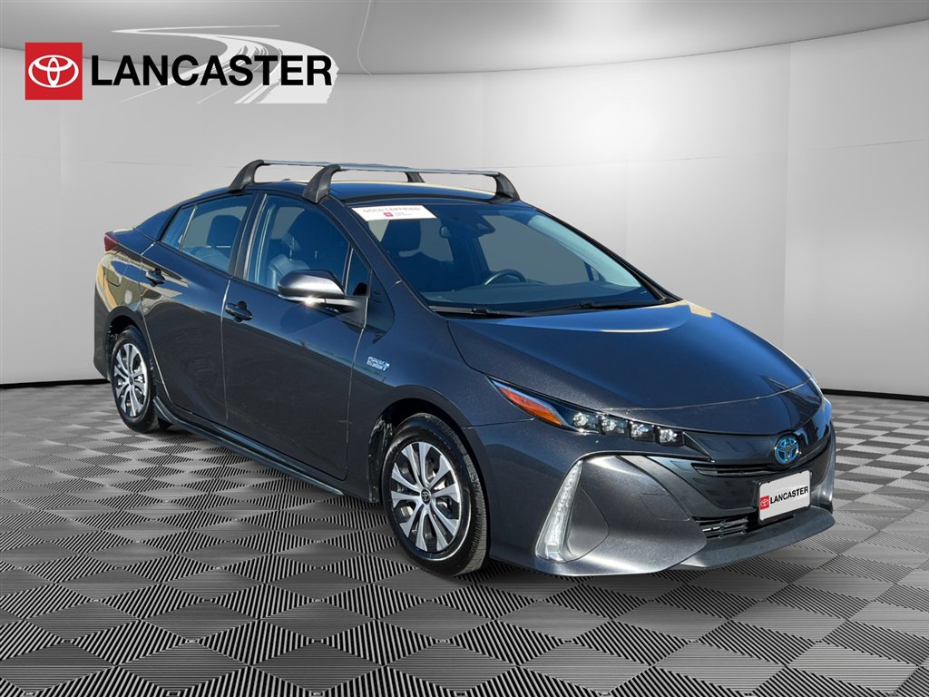 2022 Toyota Prius Prime XLE's photo
