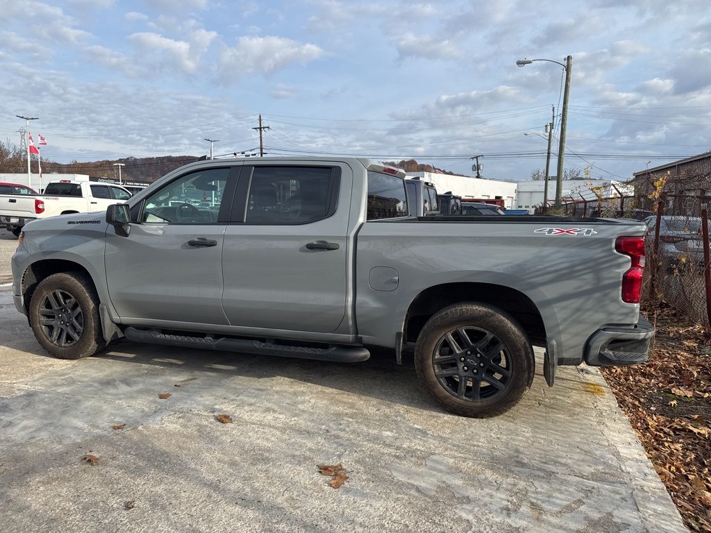 2024 Chevrolet Silverado 1500 Custom photo 4