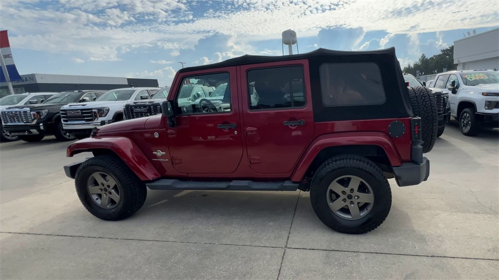 2012 Jeep Wrangler Unlimited Freedom photo 6