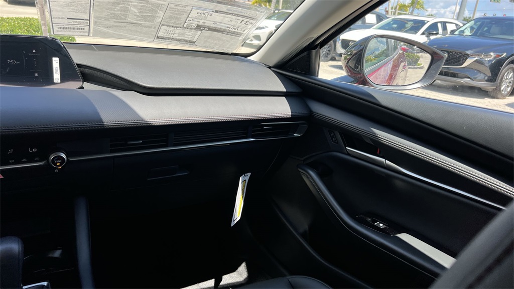 2025 Mazda Mazda3 Sedan 2.5 Select Sport photo 15