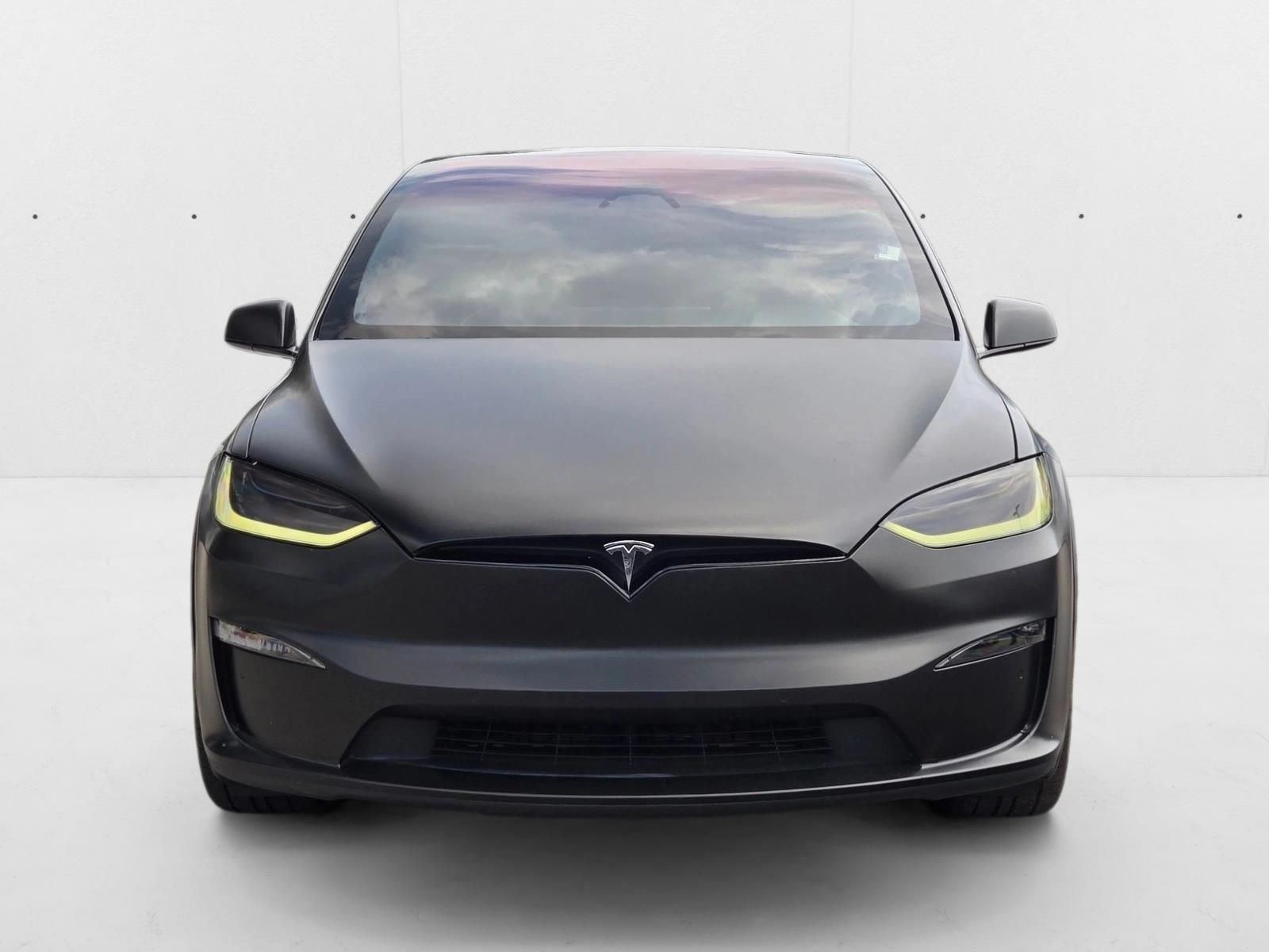 2022 Tesla Model X photo 2