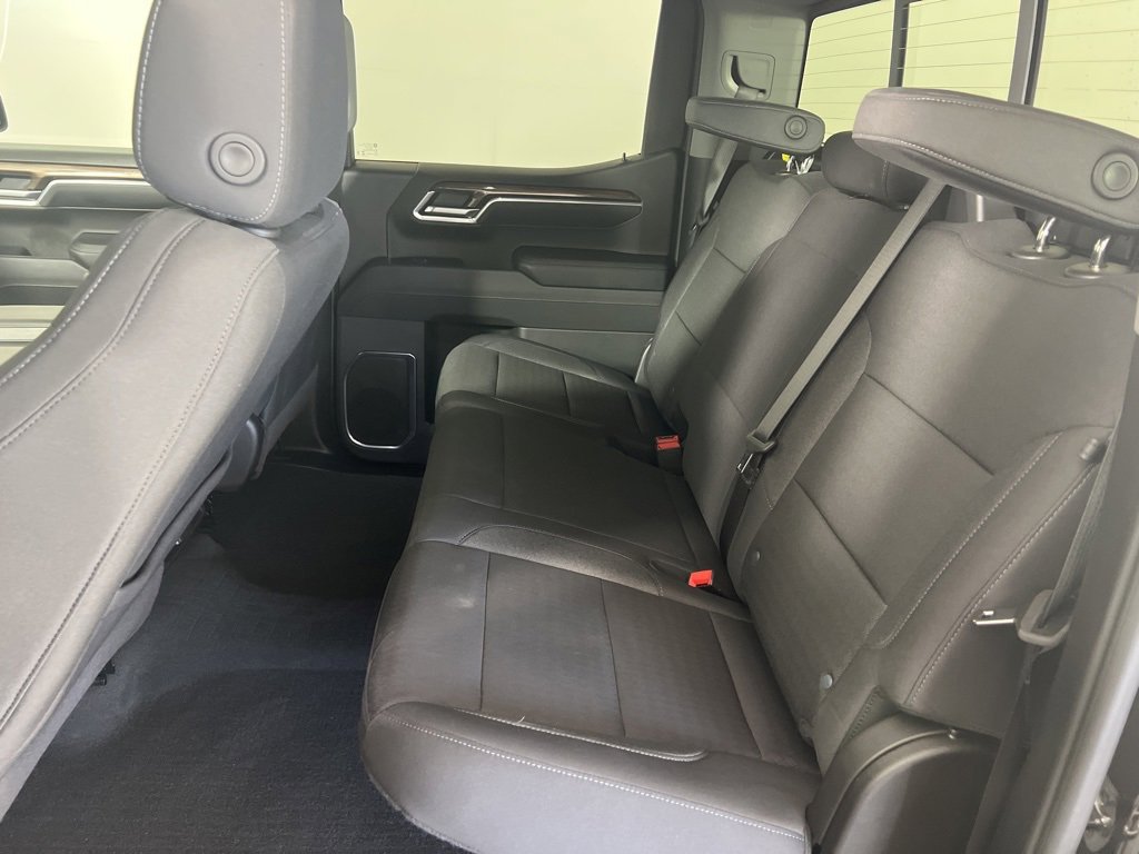 2025 Chevrolet Silverado 1500 LT photo 17