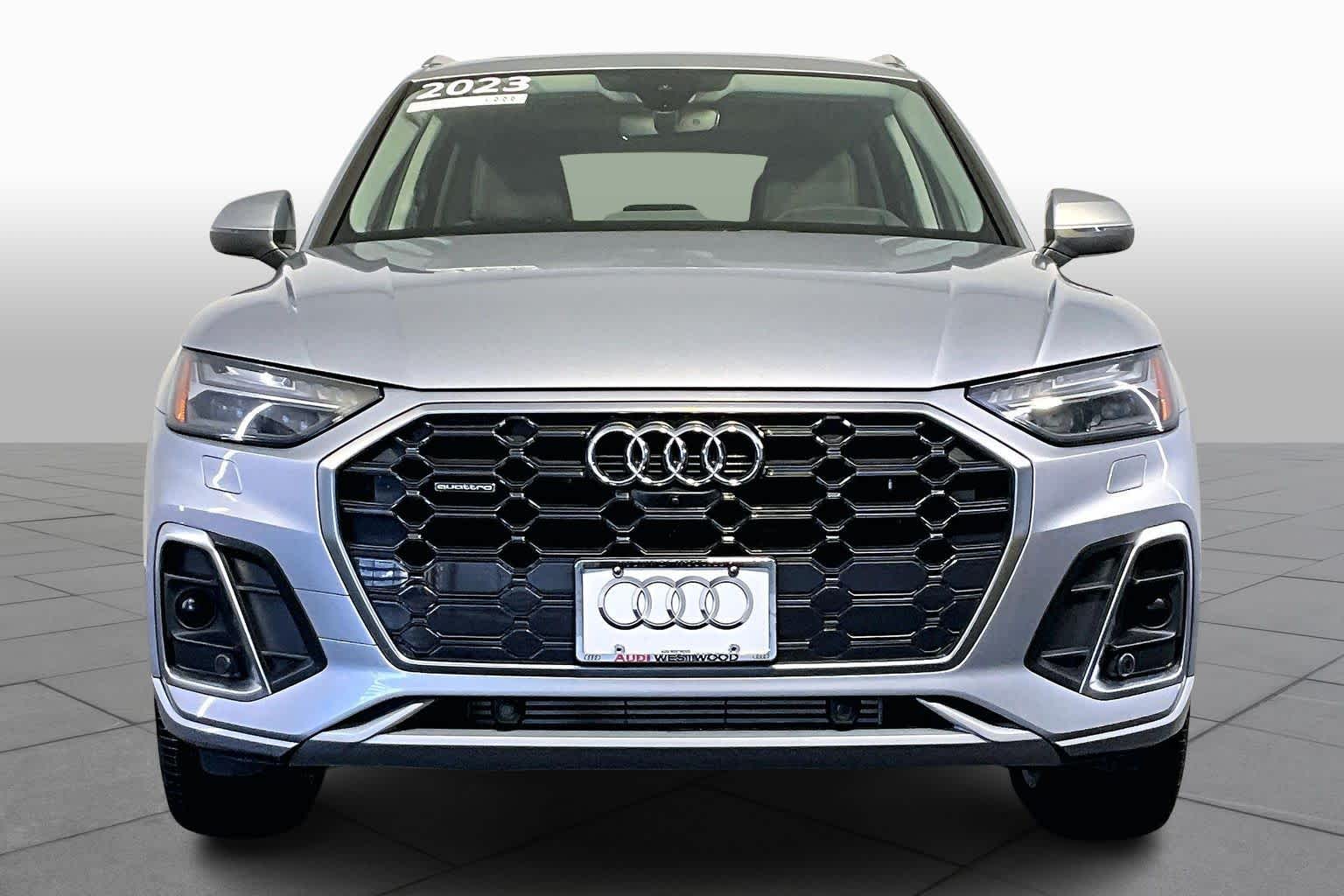 2023 Audi Q5 S line Premium Prestige photo 3