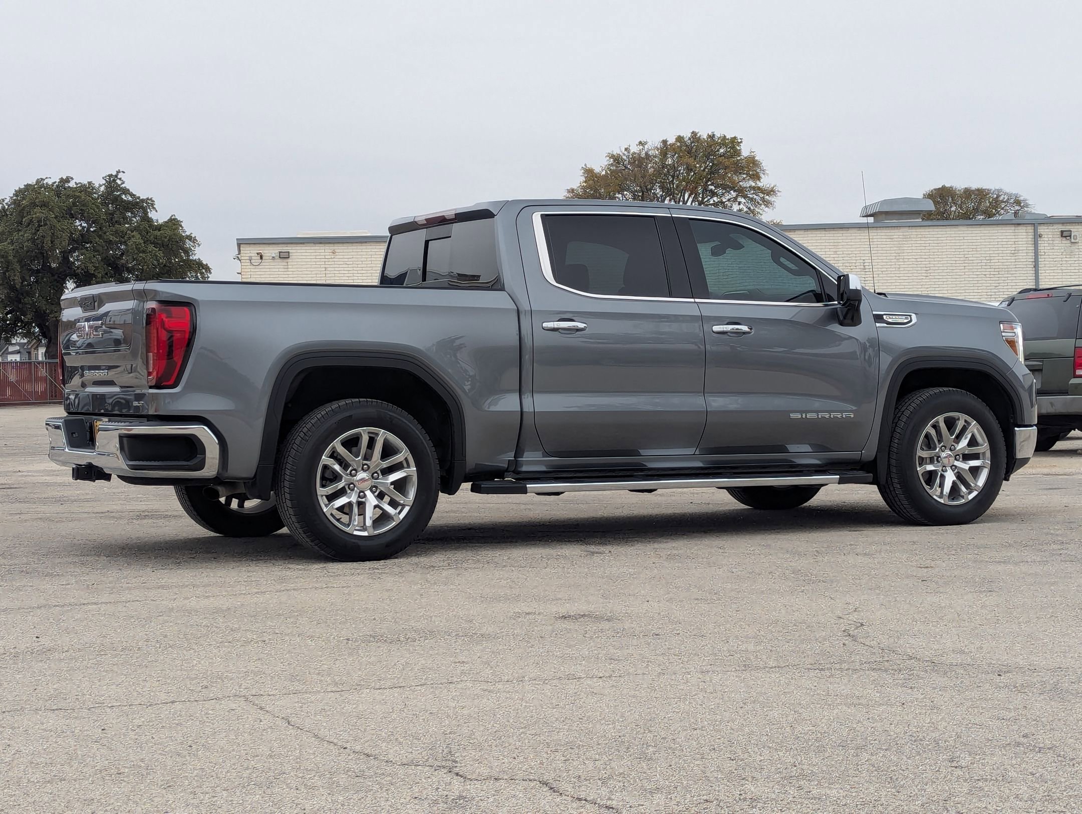 2021 Gmc Sierra 1500 SLT photo 3