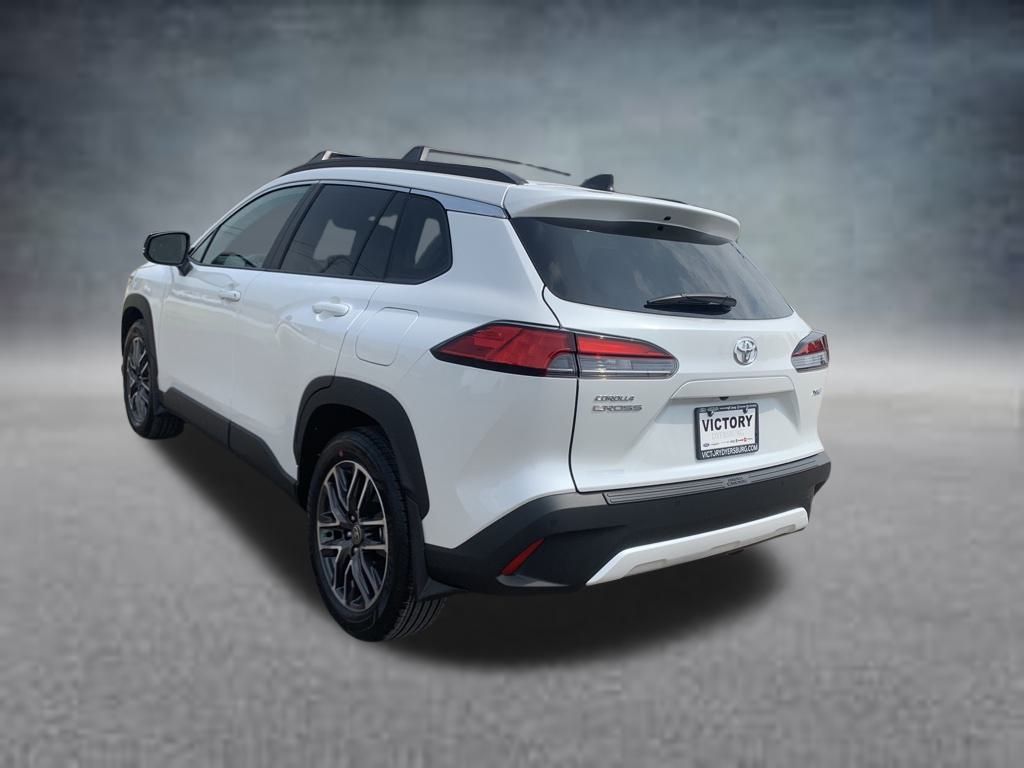 2026 Toyota Corolla Cross XLE photo 5