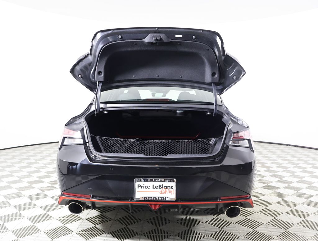 2022 Hyundai Elantra N Base photo 16