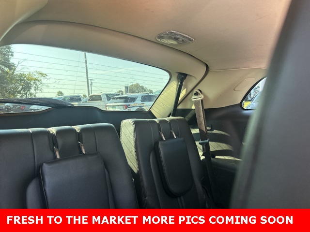 2019 Lincoln MKT photo 9