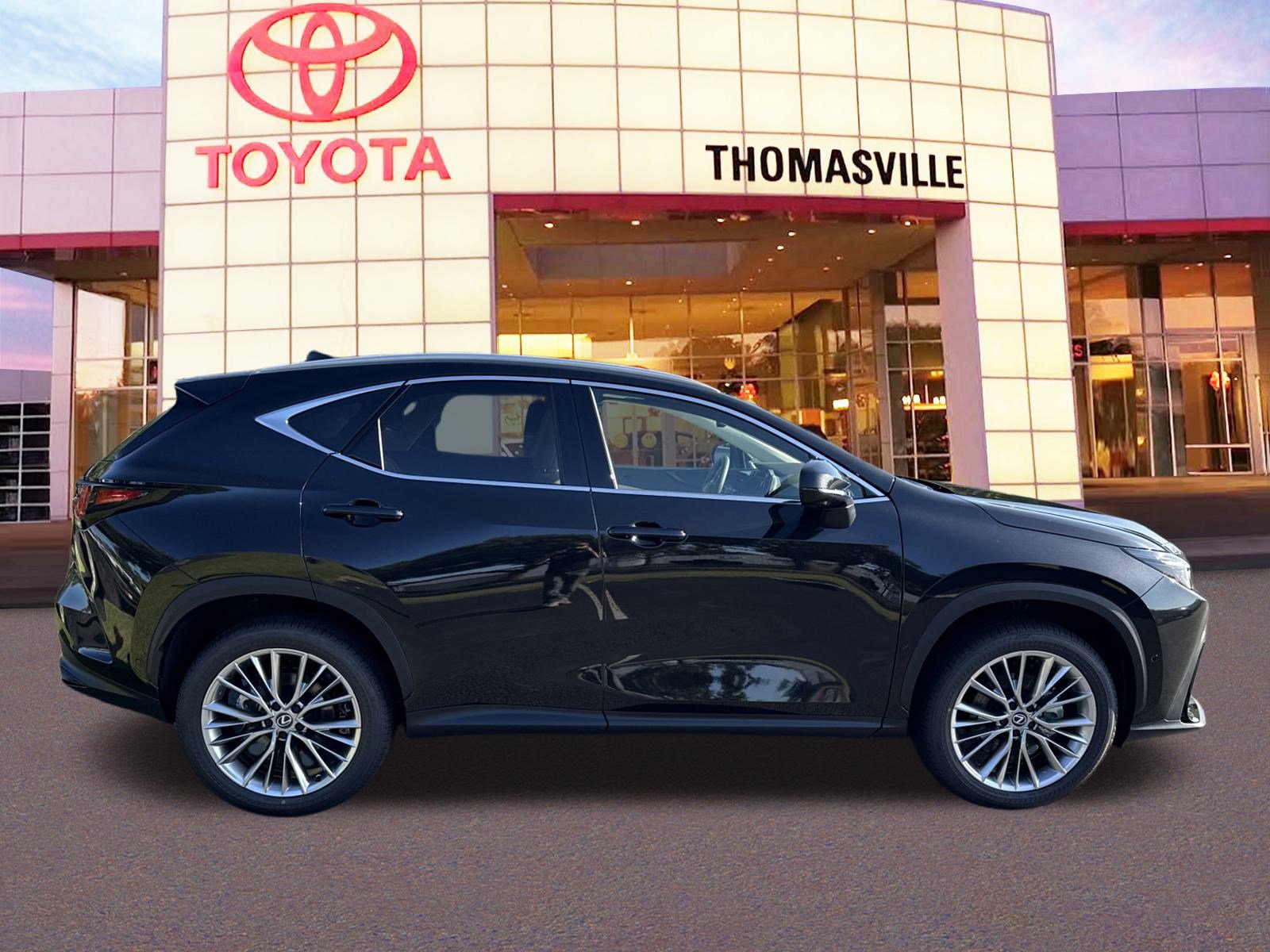 2025 Lexus NX 350h Luxury AWD photo 4