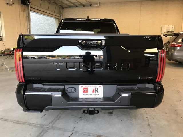 2025 Toyota Tundra Platinum CrewMax photo 3