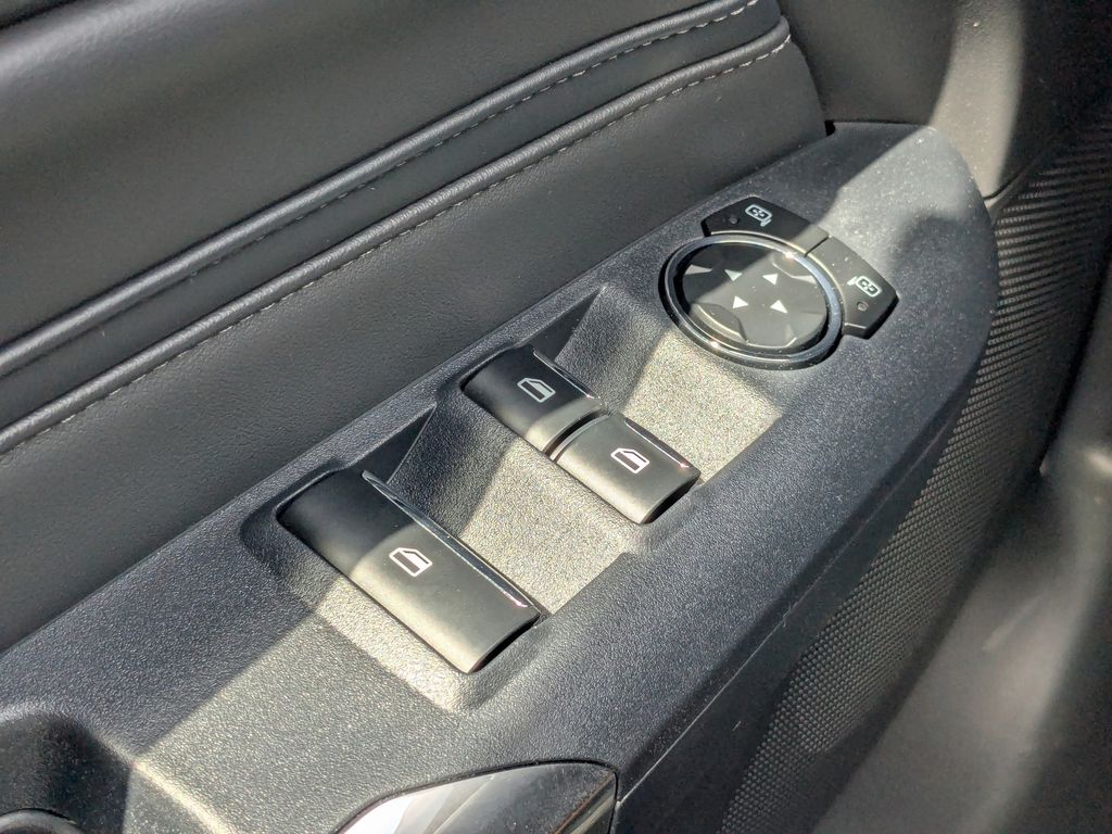 2025 Ford Mustang GT Premium Convertible photo 25