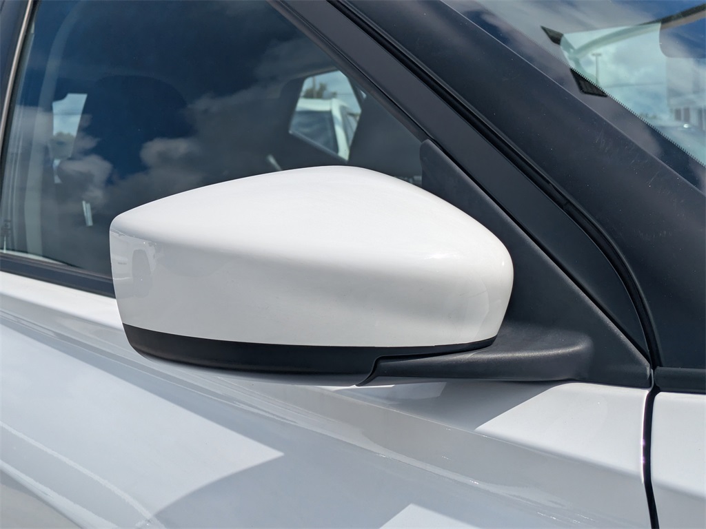 2024 Nissan Kicks SV photo 10