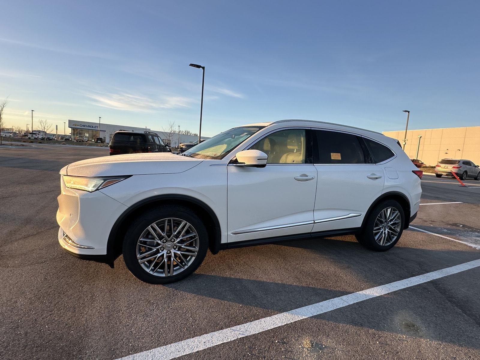 Used 2023 Acura MDX Advance Package with VIN 5J8YE1H80PL035300 for sale in Kansas City