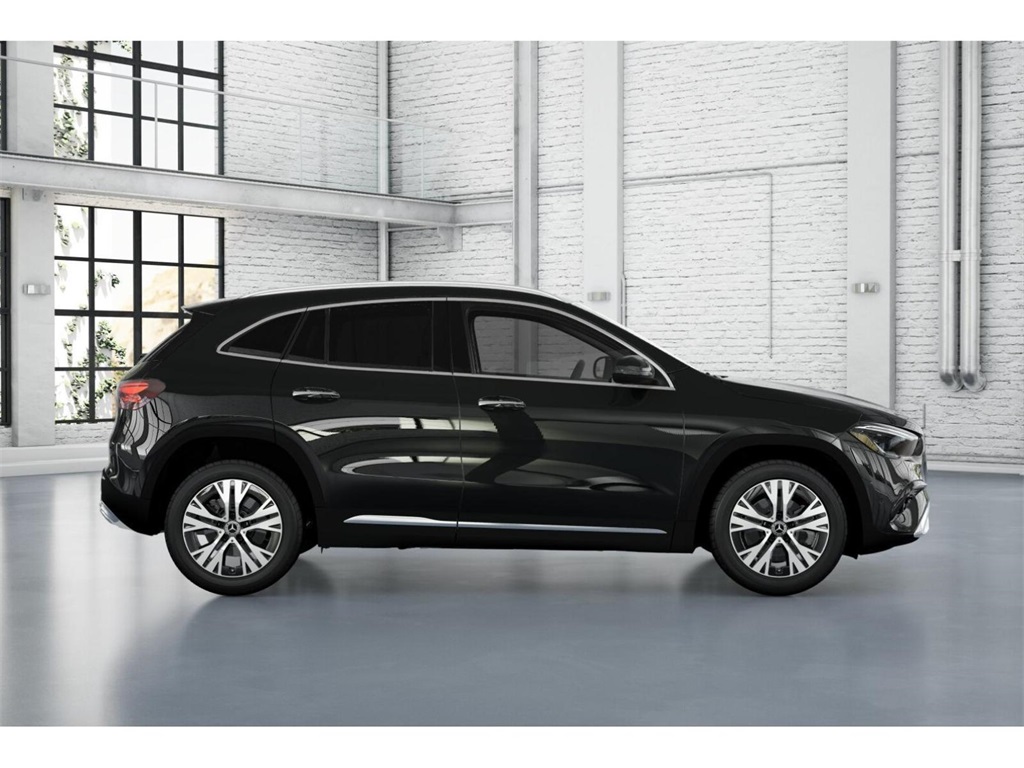 2026 Mercedes Benz GLA 250 4MATIC photo 2