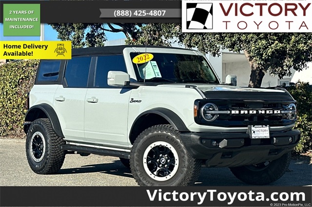 2022 Ford Bronco 4-Door Outer Banks's photo