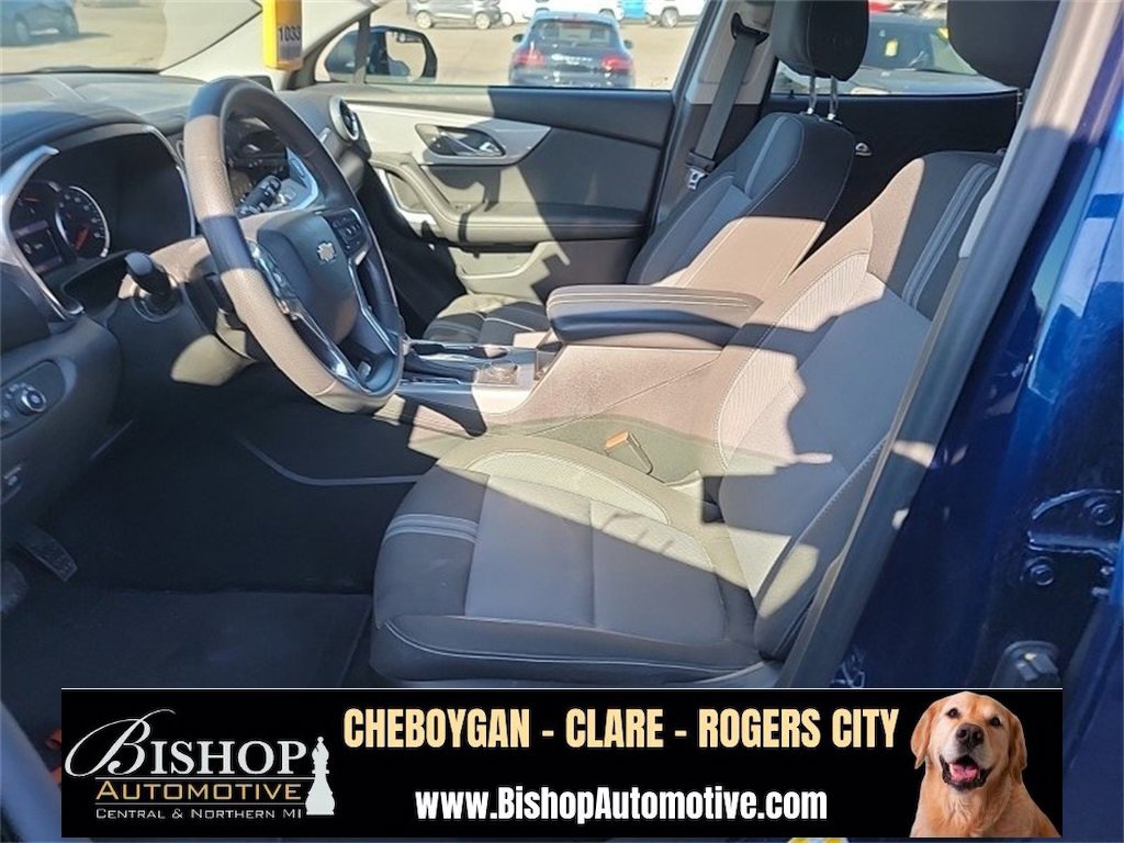 2023 Chevrolet Blazer 2LT photo 3