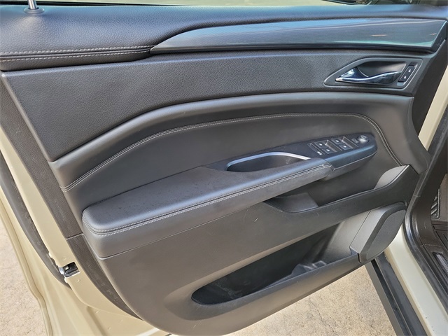 2013 Cadillac SRX Base photo 16