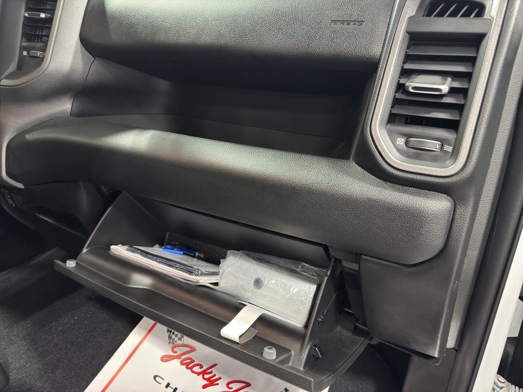 2024 Ram 2500 Tradesman photo 19