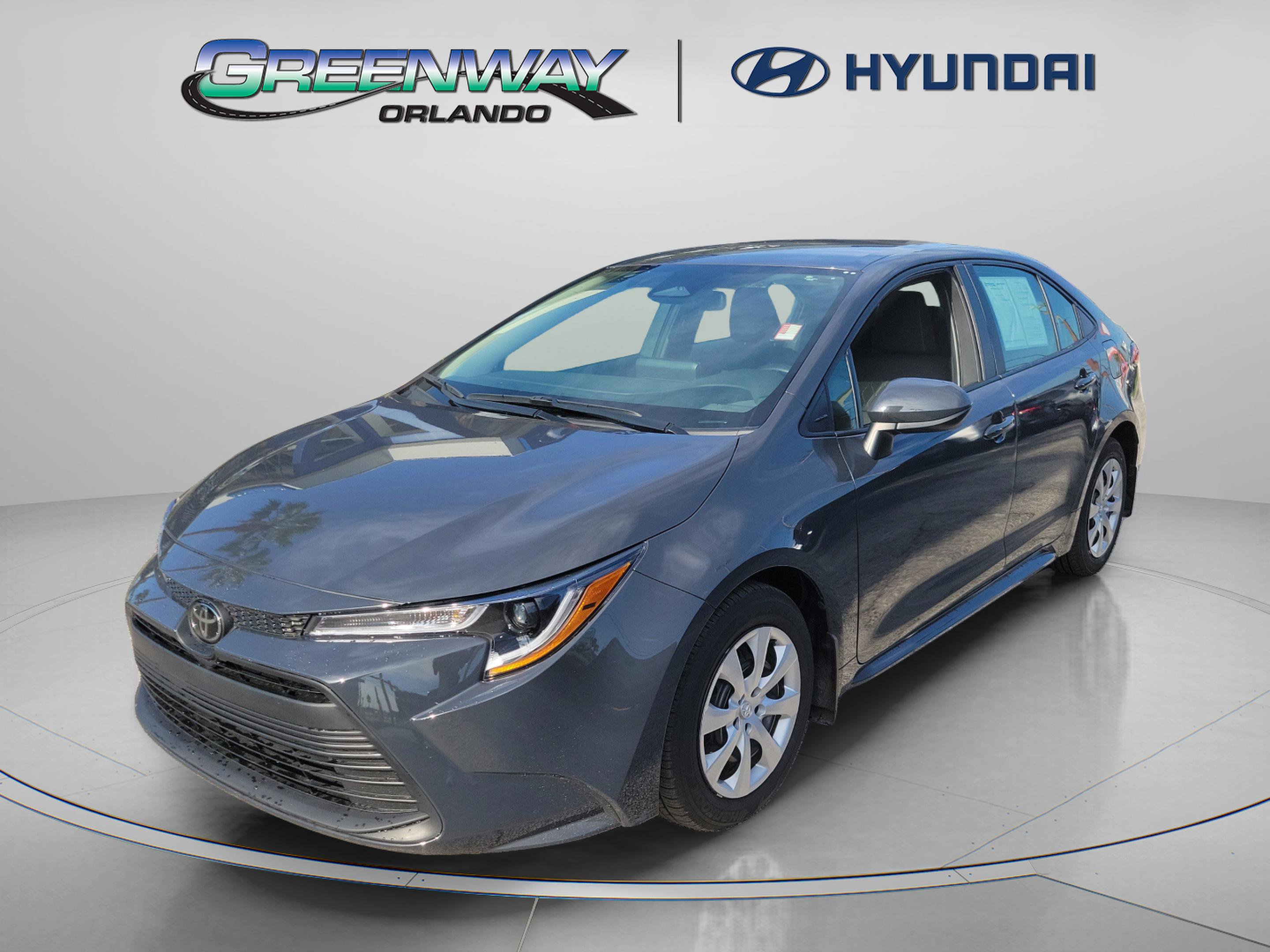 2024 Toyota Corolla LE photo 2