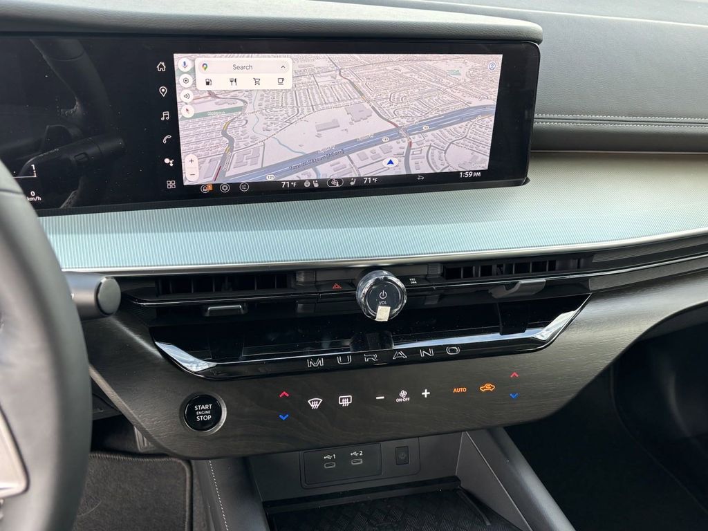 2025 Nissan Murano SL photo 11