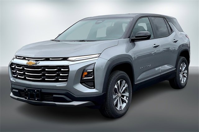 2026 Chevrolet Equinox LT photo 2