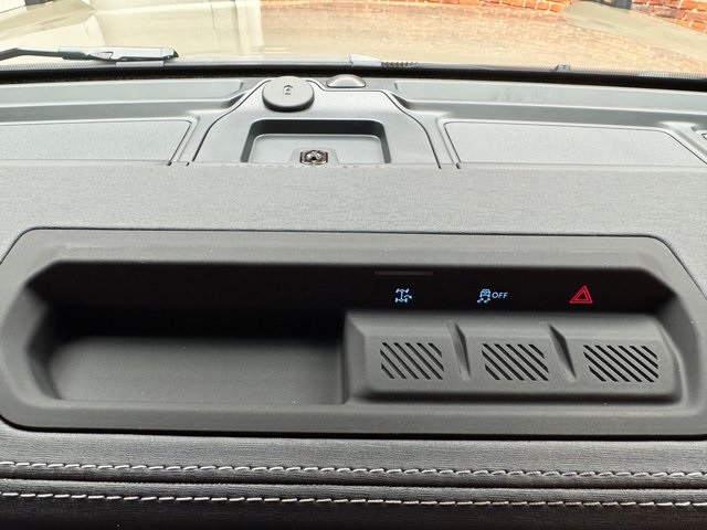2025 Ford Bronco Outer Banks photo 21